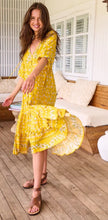 Load image into Gallery viewer, JAASE Sunshine Daisy Eve Midi Dress
