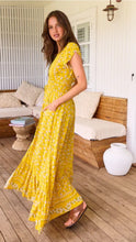 Load image into Gallery viewer, Jaase Sunshine Daisy Romi Mxi Dress