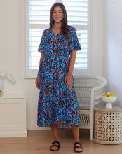 Load image into Gallery viewer, Freez Wendy Dress