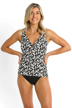 Load image into Gallery viewer, Sunseeker Soho E/F Scoop Minimiser Singlet
